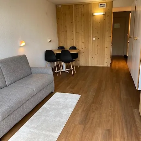 En Station Avec Balcon Et Wifi Apartamento *
